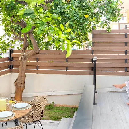 Jasminestay - Two Bedroom With Backyard * Hriszí Aktí Haniá